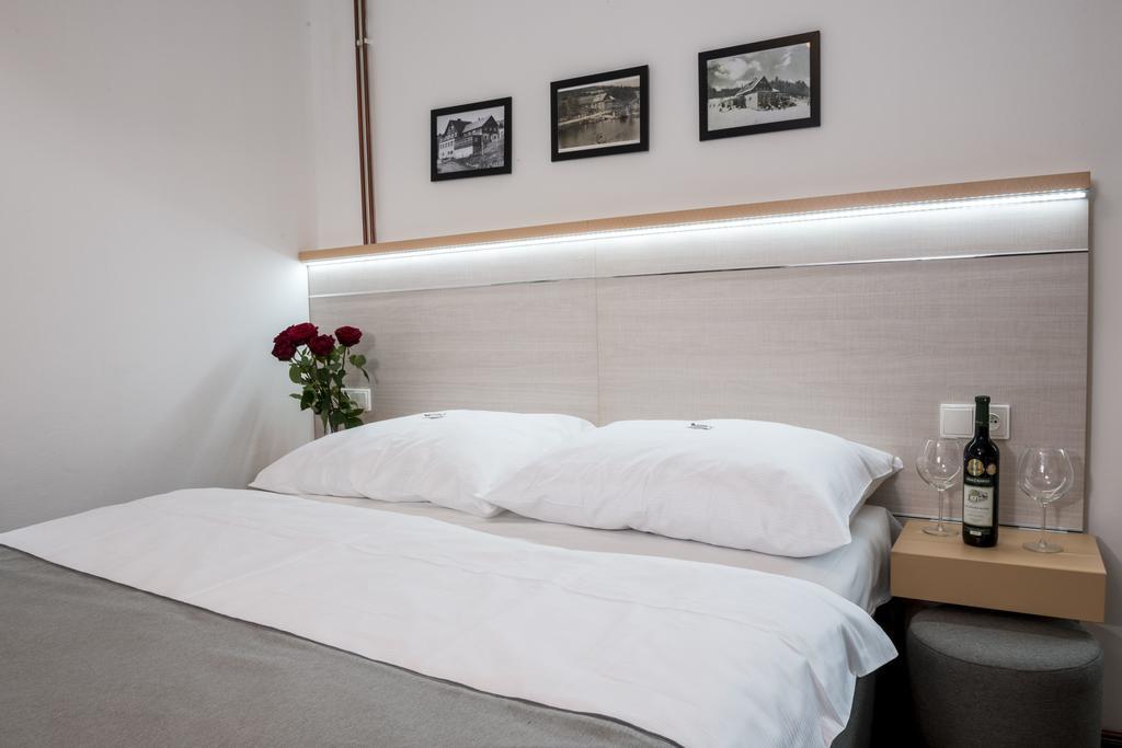 Horsky Hotel Dobra Chata Stachy Екстериор снимка