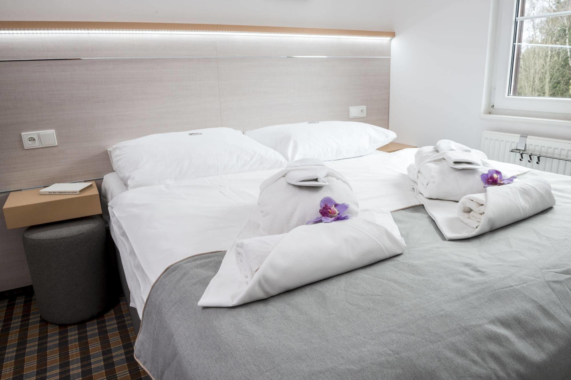 Horsky Hotel Dobra Chata Stachy Екстериор снимка