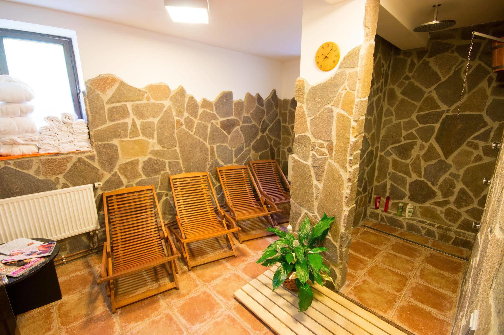 Horsky Hotel Dobra Chata Stachy Екстериор снимка